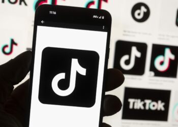 Die University of Oklahoma verbietet TikTok von Geräten, nachdem der Gouverneur die App wegen nationaler Sicherheitsrisiken gesperrt hat