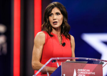 Der Gouverneur von South Dakota, Noem, bittet den Kongress, beim Divestment aus China zu helfen