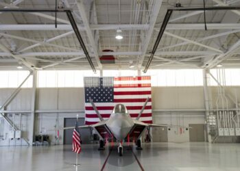 Australien will ehemaligen US-Marinepiloten wegen angeblicher Ausbildung chinesischer Piloten ausliefern