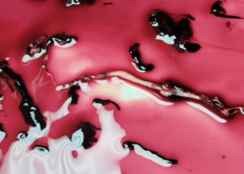 Corona-Kritik mit Vorsicht zu genießen? Die neue Dokumentation "Plötzlich verstorben"