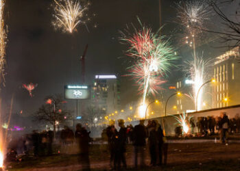 Der depressive Westen darf es wenigstens an Silvester wieder krachen lassen