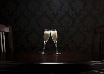 Krisen- und Insolvenzticker – Bescherung zu Weihnachten: Sektpreise steigen weiter an