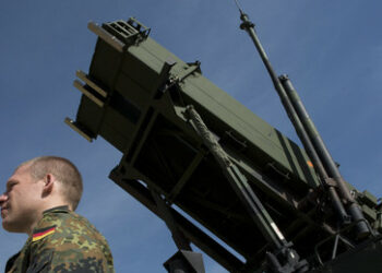 Liveticker Ukraine-Krieg: Russische Streitkräfte befreien Stadt Awdejewka in der DVR