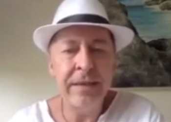 Oliver Janich zu Bewährungsstrafe verurteilt – Haftbefehl aufgehoben