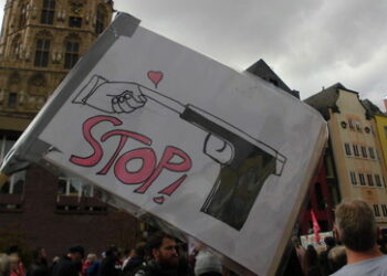 Politikwissenschaftlerin Leukefeld: Erlebe Friedensbewegung zersplittert und zerstritten