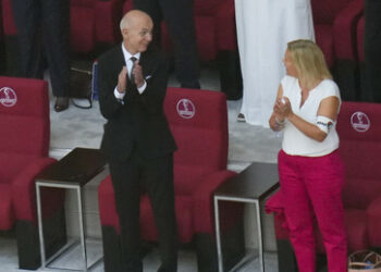 Symbolisch wie One-Love-Binde: Gasdeal zwischen Katar und Deutschland mit geringer Liefermenge