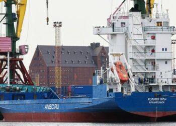 Trotz Schwierigkeiten: Russlands Außenhandelsüberschuss erreicht im Jahr 2022 ein Rekordniveau