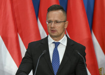 Ungarn wappnet sich gegen "Erpressung durch Brüssel" und "Angriffe liberaler Propagandamaschinerie"