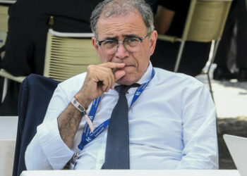 "Tiefe, lang anhaltende Rezession": Ökonom Nouriel Roubini kündigt apokalyptische Zeiten an