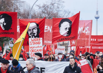 Aufruf an Die Linke: "Linke gegen Krieg und Kriegsbeteiligung!" – Wagenknecht und Dehm dabei