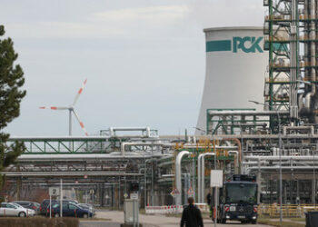 Dummheit oder Kalkül? Ostdeutsche Wirtschaft durch Herunterfahren der Raffinerie in Schwedt bedroht