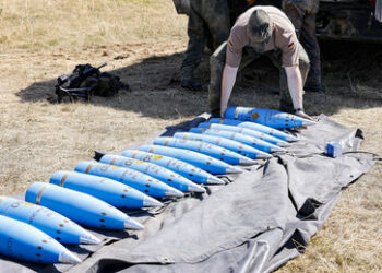 Erzwungen durch Russland: Die NATO leidet an Munitionsmangel