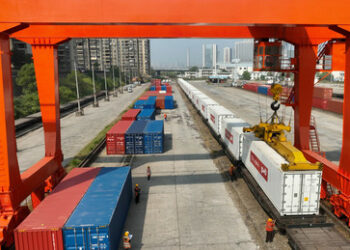 Europas Rüstungsindustrie ist auf Russlands Eisenbahn angewiesen