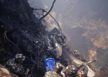 Flugzeug mit 72 Insassen in Nepal abgestürzt