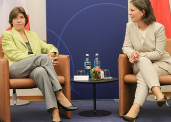 Frankreich: Westen befindet sich nicht im Krieg mit Russland