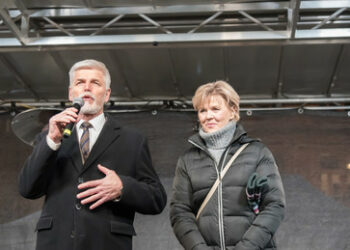 Früherer NATO-General Petr Pavel führt bei Stichwahl in Tschechien