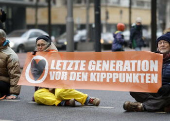 Gehalt für Protestler – Verein als Jobcenter der "Letzten Generation"
