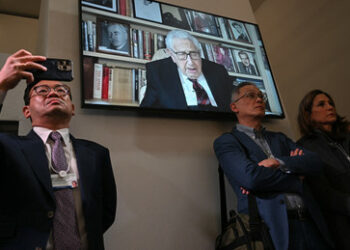 Henry Kissinger beim Weltwirtschaftsforum in Davos: Ukraine sollte NATO-Mitglied werden