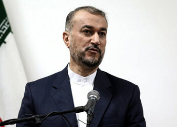 Iran will Kraftwerke im Libanon bauen