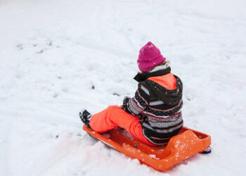 Jedes fünfte Kind arm? Jedes vierte? Egal, Panzer sind wichtiger