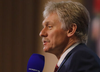 Kremlsprecher: NATO-Waffenlieferungen an Ukraine würden nur mehr Probleme für sie schaffen