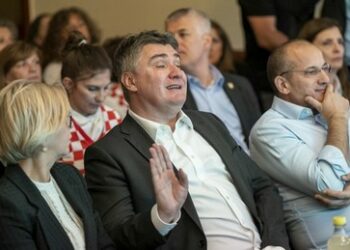 Kroatischer Präsident: "Müssen wir denn amerikanische Sklaven sein?"