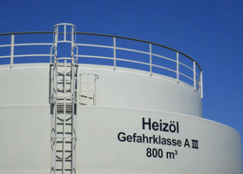 Medien: Hohe Nachfrage nach sanktioniertem russischem Erdöl