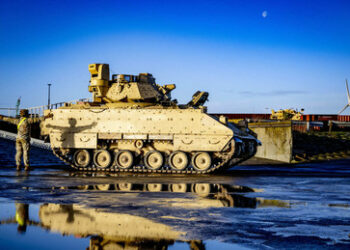 Niederlande: Panzer und Kampffahrzeuge der US-Armee für NATO-Ostflanke eingetroffen