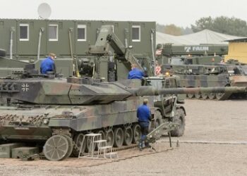 Rheinmetall-Chef: Leopard-Panzer erst 2024 bereit zum Verschicken in die Ukraine