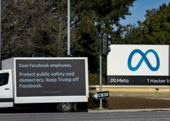 Trump again: Facebook und Instagram stellen Konten wieder her