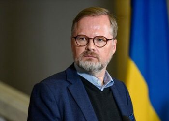 Tschechischer Ministerpräsident schreibt persönliche Widmung auf T-72-Panzer für Ukraine