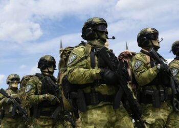 Über 1,15 Millionen Mann: Putins Erlass zur Aufstockung des russischen Militärs in Kraft