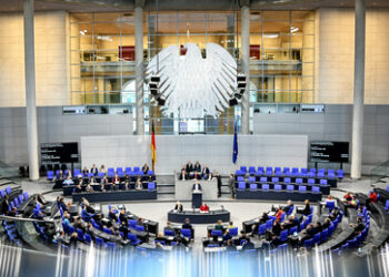 Zusammensetzung des Bundestags: Politologe schlägt "freiwillige Arbeiter- und Handwerkerquote" vor