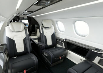 "Ihr da unten …" – Debatte um Treibhausgase von Privatjets verdeutlicht Ungleichheit