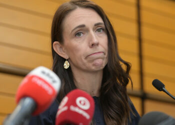 "Nicht mehr genug im Tank": Neuseelands Ministerpräsidentin Ardern kündigt Rücktritt an