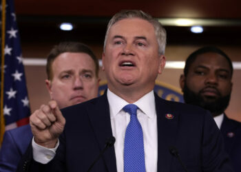 Die KPC betreibt einen „massiven Spionagering“ in US-Forschungsinstituten, warnt der oberste Republikaner