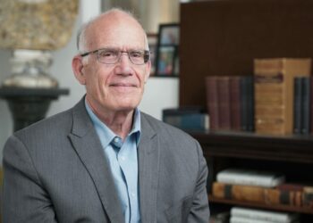 Die „Woke“-Bewegung der USA spiegelt die chinesische Kulturrevolution wider: Victor Davis Hanson