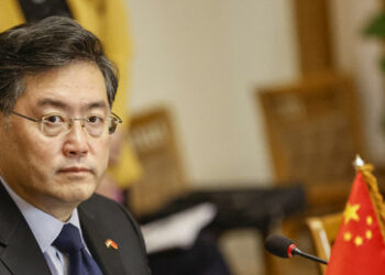 Chinas Außenminister: Druck auf Peking nimmt stetig zu