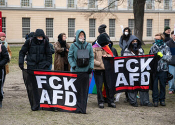 Deutschland auf dem Weg in den autoritären Staat – Die Kampagne gegen Daniele Ganser