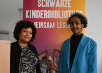 Deutschlands erste "Schwarze Kinderbibliothek" eröffnet in Bremen