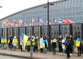 Die NATO bereitet Europa auf Kriegsbeitritt vor