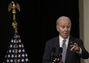 Ex-Arzt des Weißen Hauses: Regierung verbirgt Wahrheit über Bidens Gesundheit