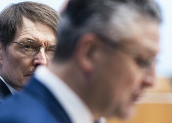 Keiner ist es gewesen: Corona-Kommandeure - Irre irrten gern