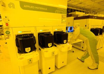 Krisen- und Insolvenzticker – Angst vor neuen Lieferengpässen: Firmen hamstern Elektronik-Bauteile