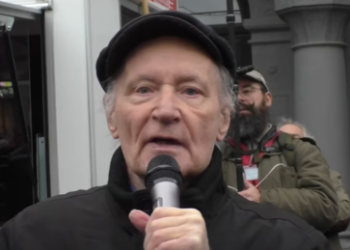 Kritik an Drewermann-Rede: Er sage nichts zu Putins gewalttätiger Politik