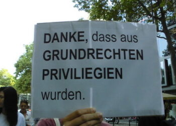 Ökonom fordert bis zu 2.000 Euro jährlichen Eigenanteil für Arztbehandlungen