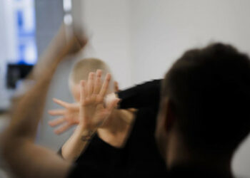 Polizei in Ungarn nimmt zwei gewalttätige Antifa-Mitglieder aus Deutschland fest