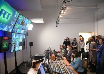 Pressefreiheit in der EU? RT DE Productions muss nach Sanktionspaketen Arbeit einstellen