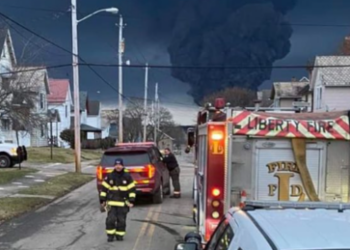 Umweltkatastrophe in Ohio: "Wir haben quasi eine Stadt mit Chemikalien in die Luft gejagt"