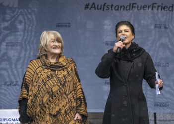 Wagenknecht fordert Stopp von Waffenlieferungen – Ausweitung des Krieges verhindern